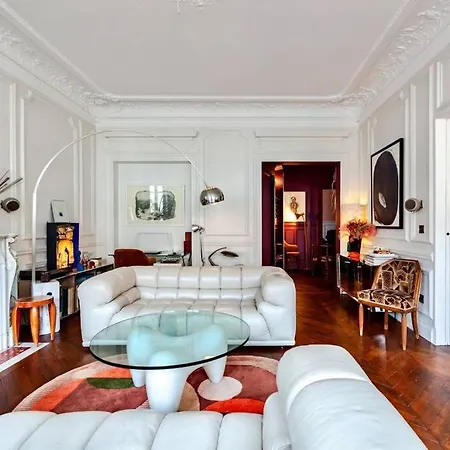Lux Art Deco, Voltaire Apartment